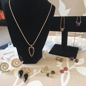 Designer inspired costume jewelry set.